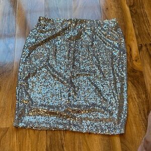Cable & Gauge Glittering Gold Mini Skirt